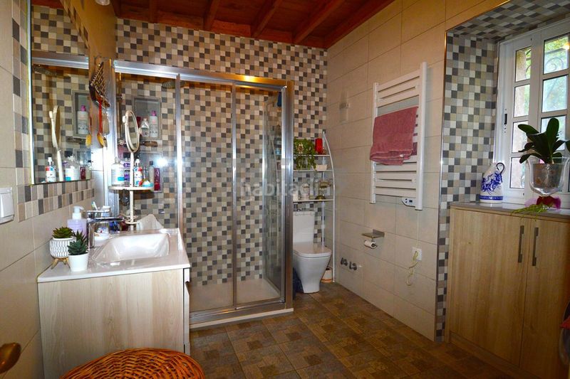 Foto cb04948f-e32a-4efa-9101-d8b7cb82946a. Maison avec chauffage parking piscine dans Camariñas