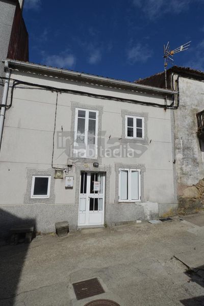 Foto 709a8e0a-f271-484e-8a8f-39d3579f33a9. Casa amb calefacció a Camariñas
