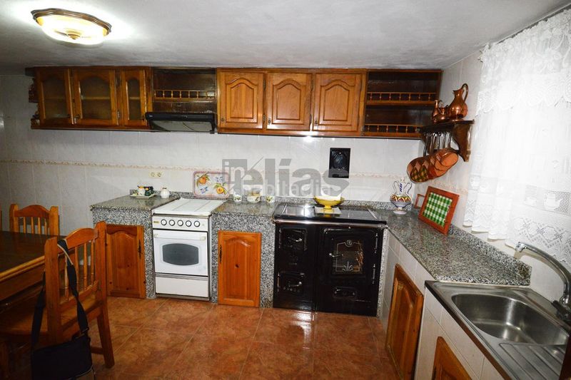 Foto 901428e9-ba22-42ea-a901-48cdcfd0dcbb. Casa amb calefacció a Camariñas
