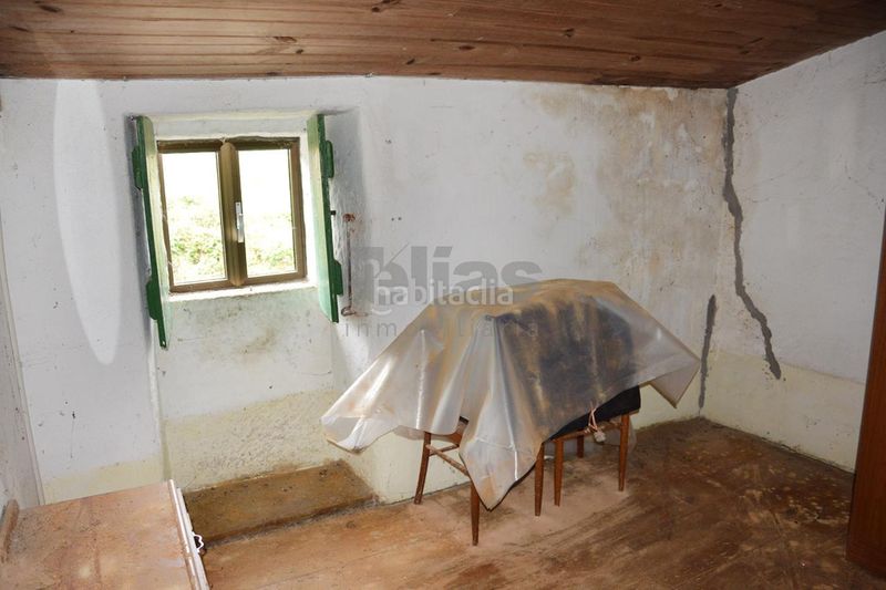 Foto 5b592b9c-da46-40c0-8847-868d743d7e12. Casa amb aparcament a Vimianzo