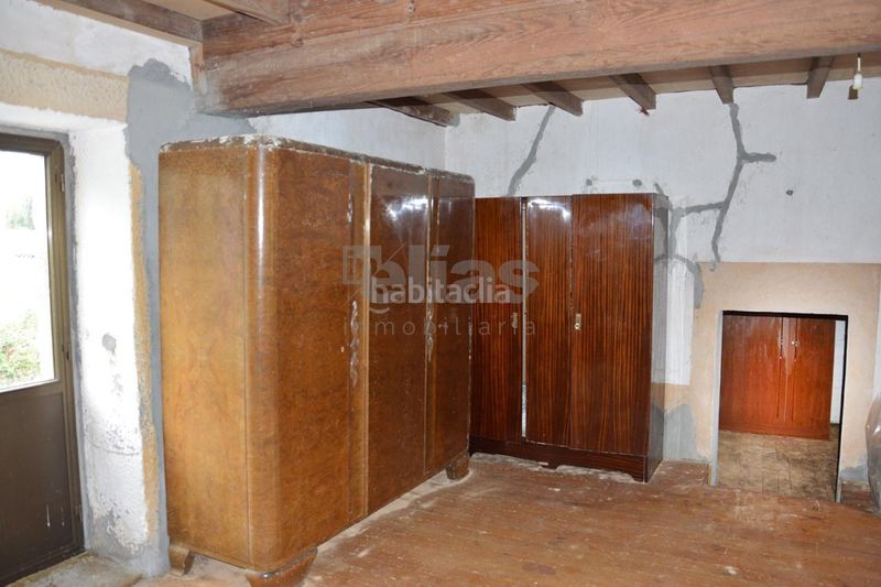 Foto 5f8ca519-e093-431b-8940-03d807348777. Casa amb aparcament a Vimianzo