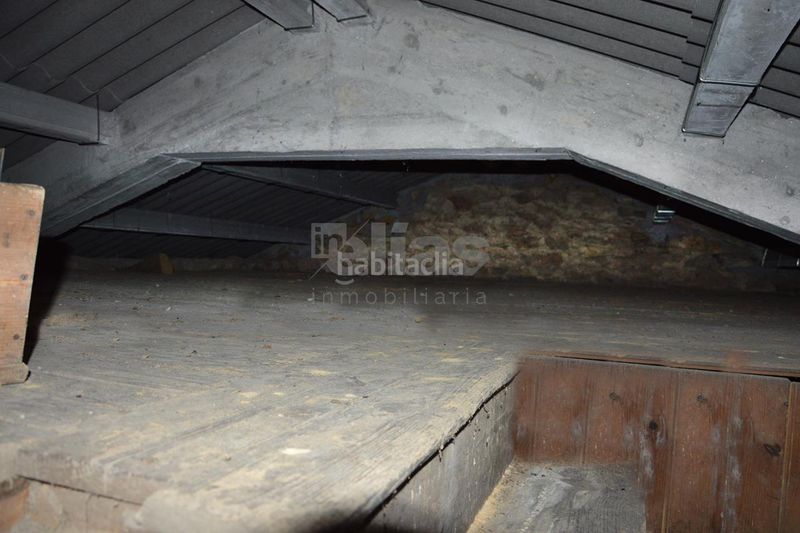 Foto 9ff71471-1b38-4055-aba9-6ac0b6022d00. Casa amb aparcament a Vimianzo
