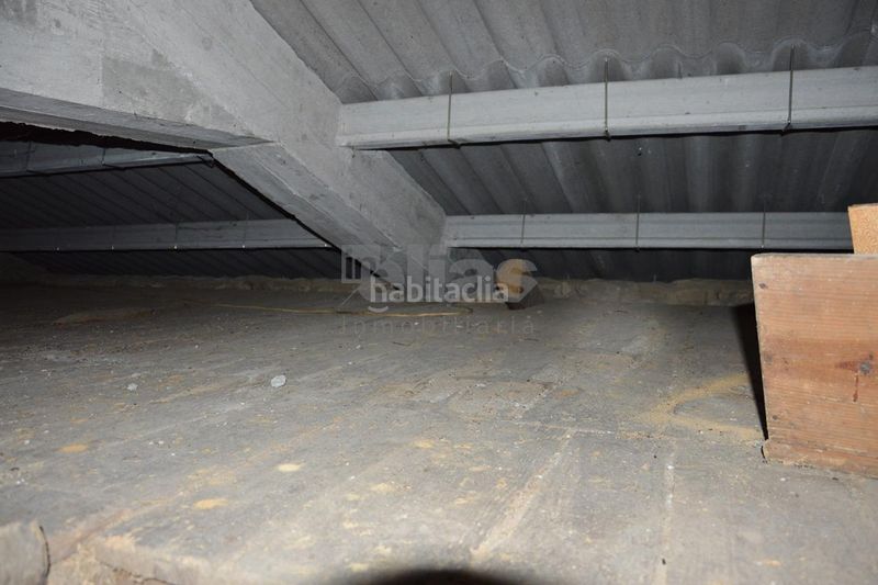 Foto b2ad92e6-2763-436c-b90d-76a6123f9d61. Casa amb aparcament a Vimianzo