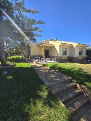 Chalet in Breca V Antonia