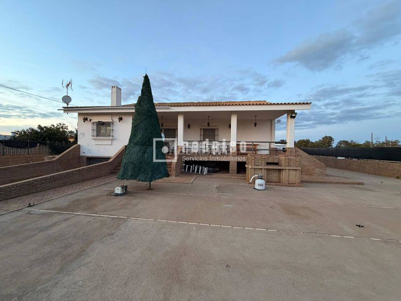 Foto 2f819048-e4c5-4e06-8d1d-f20a31589fd5. Xalet amb calefacció aparcament a Ayamonte ciudad Ayamonte