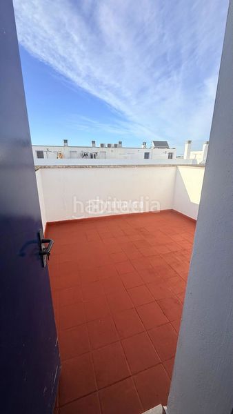 Foto bc3fd4bc-712e-419c-99c6-54d99aaaff32. Dúplex amb calefacció aparcament piscina a Isla Cristina