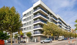 Local Comercial a Ronda de cervantes 19. Locales célere alocs