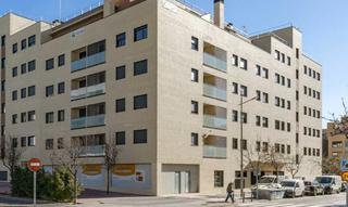 Business premise in Calle de Pegaso 5