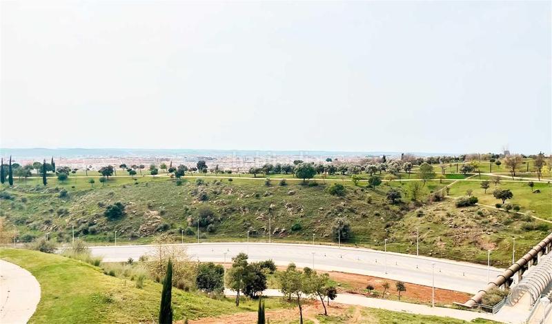 Foto 5c034dc2-fdd3-40db-ae25-6020b8af948b. Pis 115m<sup>2</sup> amb piscina a El Brillante -El Naranjo - El Tablero Córdoba