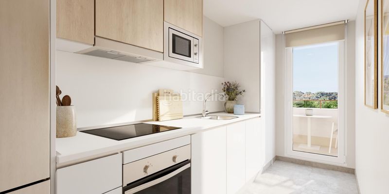 Foto 070560bd-8415-4331-bac5-b013549410f0. Pis 91m<sup>2</sup> amb aparcament a Entrenúcleos Dos Hermanas