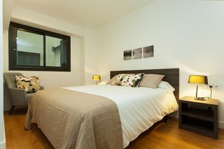 Location Appartement  V�a complutense 24. Totalmente equipado y amueblado