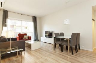 Location Appartement  Avenida de cristobal col�n 1. Moderno apartamento reci�n reformado