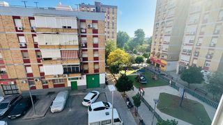 Pis a Barrio León. Exclusiva vivienda en el tardón (triana) – amplitud, comodidad y