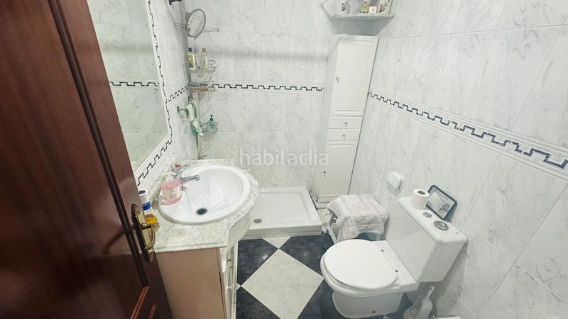 Foto 60f79f2b-5135-4d99-94c2-28f472c761be. Pis amb calefacció a Barrio León Sevilla