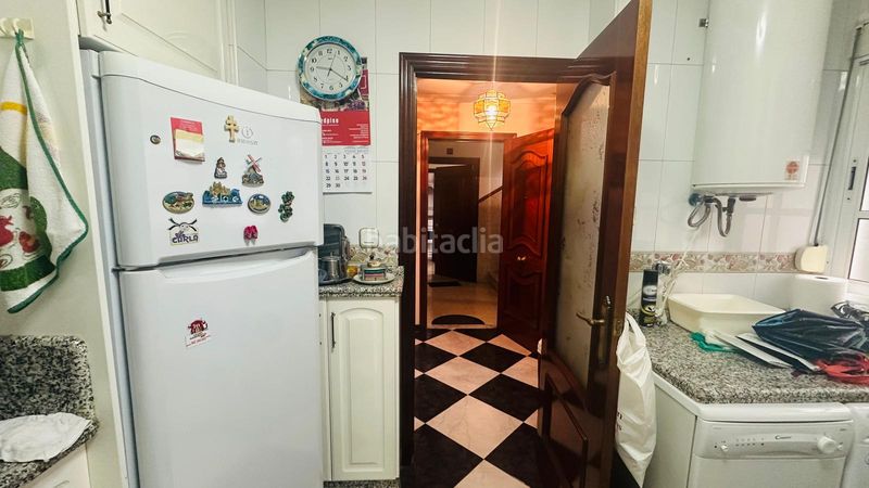 Foto a52ac92a-228b-4b93-ba6e-5338c395c113. Pis amb calefacció a Barrio León Sevilla