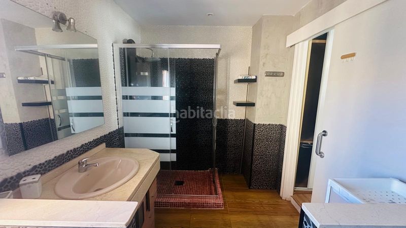 Foto cddc5363-f851-4b69-be22-8aa8a50f8dce. Casa amb calefacció piscina a Avenida Juan Diego Bormujos