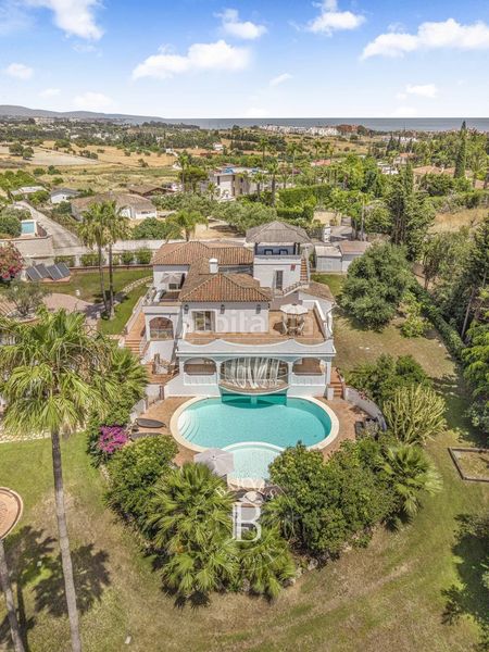 Foto eac740a8-609d-4992-a823-38ef48035e94. Casa amb calefacció aparcament piscina a Las Lomas Estepona