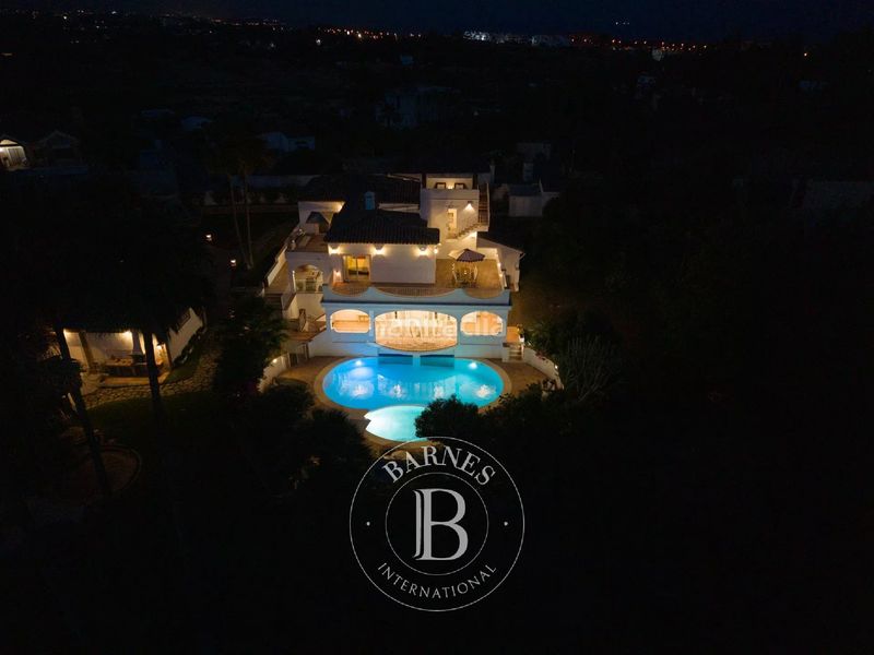 Foto f00ca879-c365-420f-b8e5-5099db5104a3. Casa amb calefacció aparcament piscina a Las Lomas Estepona