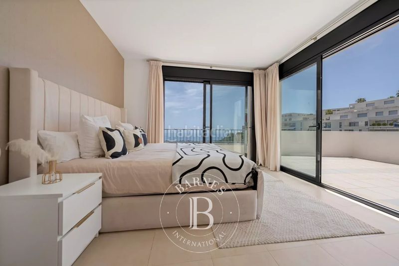 Foto ab289dff-d644-4e35-af7c-c9940db215e5. Ático en Alto de los Monteros Marbella