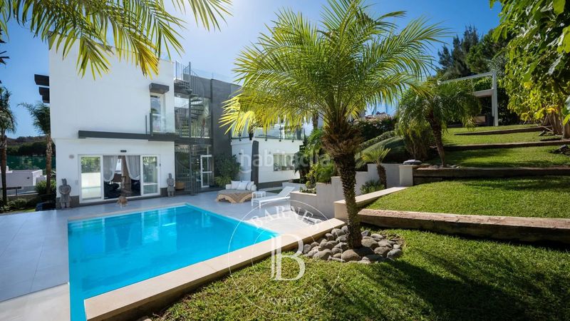 Foto 723fc05f-71bc-4ba0-828c-cb1e27819605. Casa amb calefacció piscina a Playa Bajadilla - Puertos Marbella