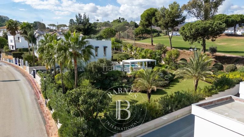 Foto 97d5bf3e-be89-4103-89c9-4e72248d94a3. Casa amb calefacció piscina a Playa Bajadilla - Puertos Marbella