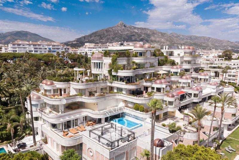 Foto 55b32048-7a05-47f7-b3c5-7e73223823ba. Piso en Casco Antiguo Marbella