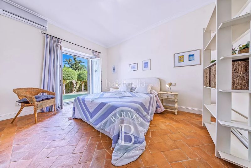 Foto 0e80071e-8b3e-4080-9b79-60b75a2fff33. Casa amb calefacció piscina a Zona F Sotogrande