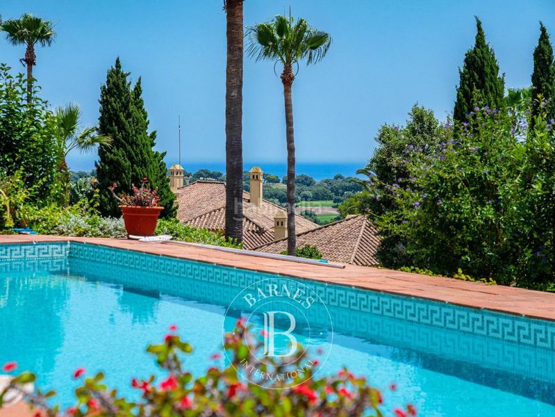 Foto 130e385f-3126-4313-8551-8b6882de1f1e. Casa amb calefacció piscina a Sotogrande alto Sotogrande
