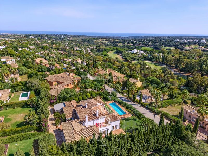 Foto 5ab3e58b-f9e0-47d8-a6bd-a39a060eaefa. Casa amb calefacció piscina a Zona F Sotogrande