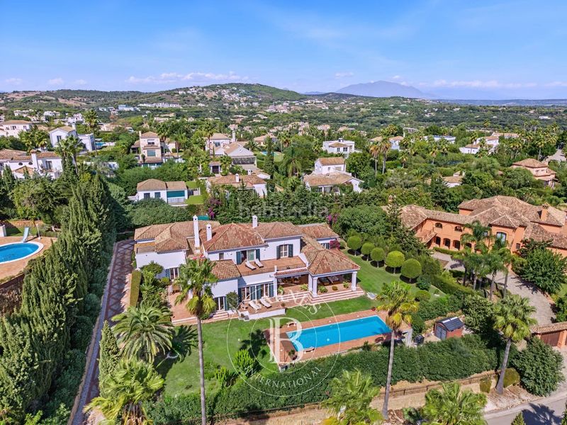 Foto e1c4a6f5-8216-4d45-a78d-00ec8d6a14b0. Casa amb calefacció piscina a Zona F Sotogrande