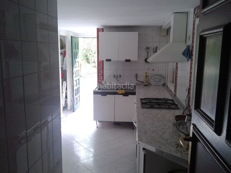 Foto 40af98f3-ee4c-4b76-97db-2ee1d9aee075. Xalet amb aparcament a Beas