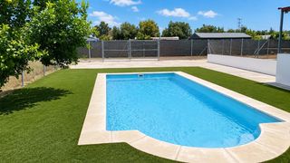 Chalet  Calle a. Magnífica parcela de 500 m² con casa nueva a estrenar, piscina y