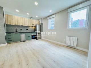 Etagenwohnung  De zamora