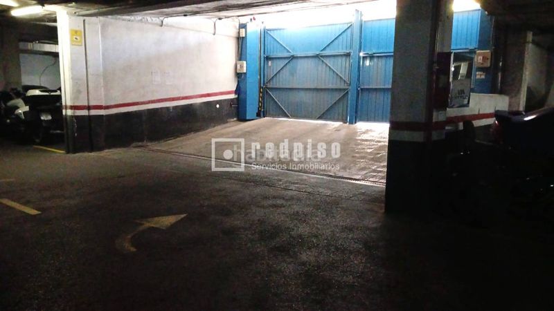 Foto fc19e180-a86f-4cf4-8529-d0f6c588797a. Aparcament cotxe a El Naranjo Fuenlabrada