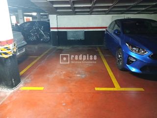 Car parking in El Naranjo