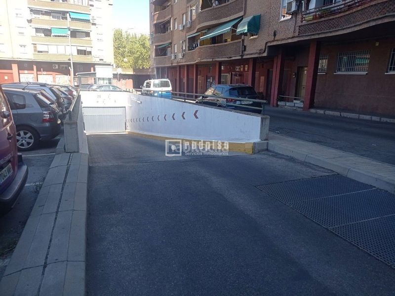 Foto 91cb489d-6c08-44e9-8474-a0f50f185599. Aparcament cotxe a La Serna Fuenlabrada