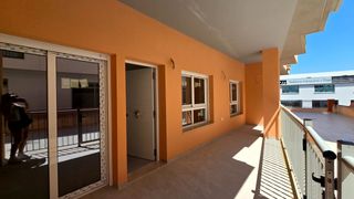 Flat in Bigastro. Moderna vivienda en planta baja con entrada privada en pleno cen