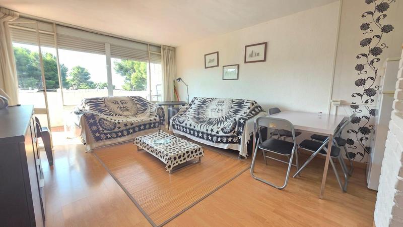 Foto bcf79f57-e9e3-4b04-a8d7-9cf828c22640. Apartamento encantador apartamento en cap con vista al mar en Salou