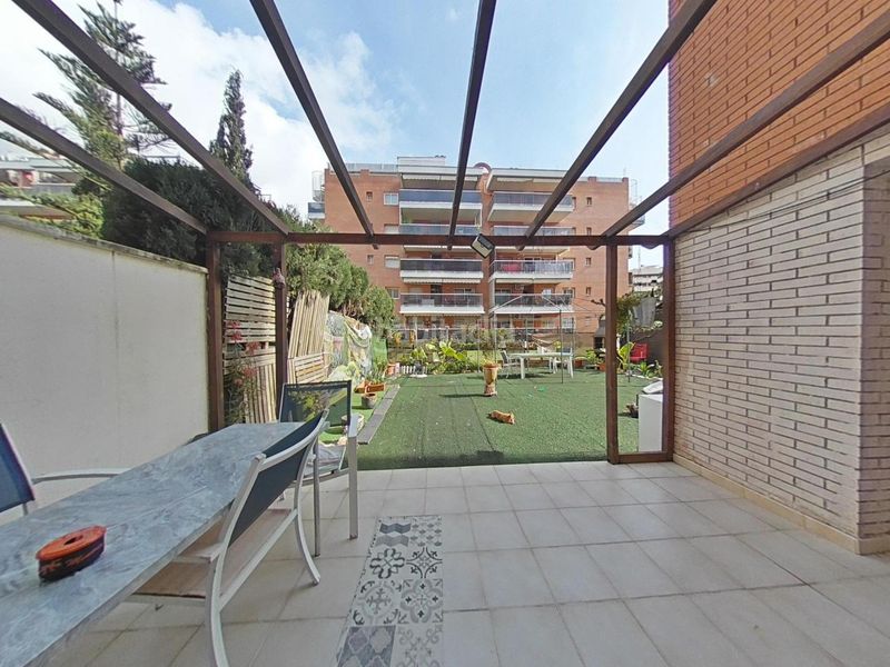 Foto adff200f-ae48-4fa5-b853-ba0e01b6c654. Planta baixa amb calefacció aparcament piscina a Salou