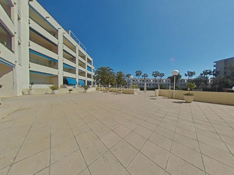 Foto 29bcb33a-05e3-40b2-8e69-3f2cad49b7a5. Apartament amb piscina a La Pineda Vila-seca