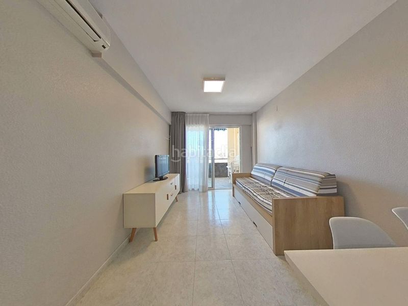 Foto f90a8ddc-6975-49e5-b38d-a859aa5e7327. Apartament amb piscina a La Pineda Vila-seca