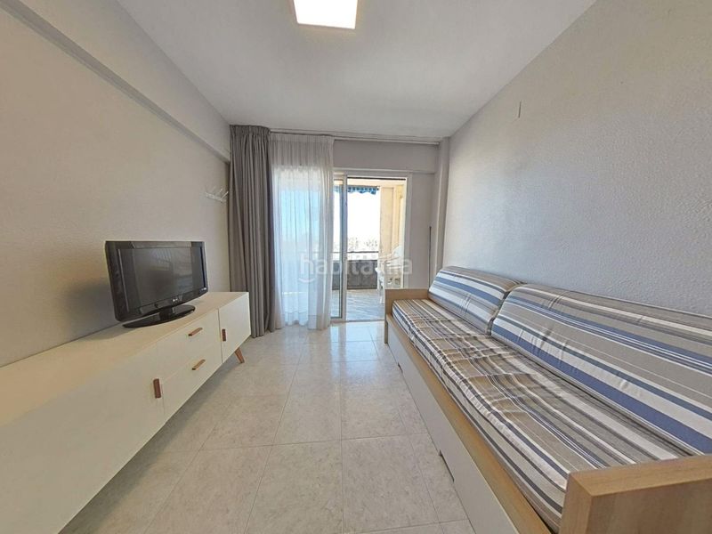 Foto f98c2267-e2f3-4e63-8295-7a3a620db2bd. Apartament amb piscina a La Pineda Vila-seca