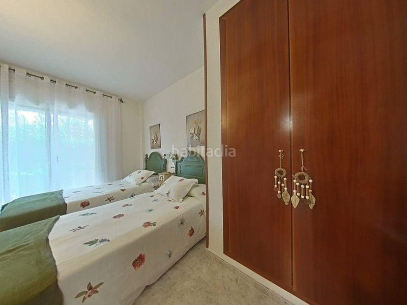 Foto c9f2de1b-e59f-4ae1-99ff-31d5d8d6a9fc. Planta baixa amb calefacció aparcament piscina a Salou