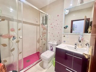 Etagenwohnung  Calle de carracedo. Se vende piso de 3 dormitorios con ascensor
