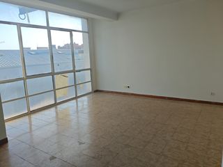 Flat  Avinguda de sant narcís
