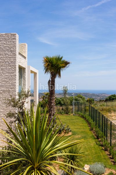 Foto 35ecbdf5-6bc5-437f-87cc-2ce251f68d51. Apartamento 288m<sup>2</sup> en Cabopino - Artola Marbella