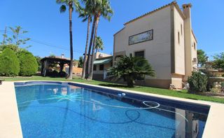 Xalet a El Carme-Sant Agustí-Bonavista. Urbilar.com. chalet independiente a escaso recorrido del centro