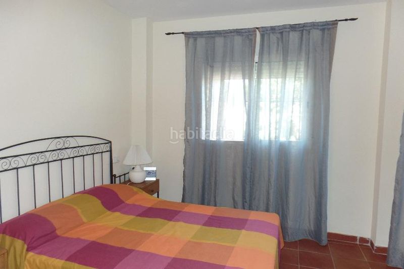 Foto a4992ffb-c901-4c84-8762-1a853f82bd12. Lloguer xalet amb xemeneia calefacció aparcament piscina a Riba - roja de Túria