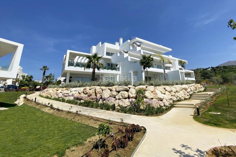 Foto 6567fbf4-0dfd-4afc-9455-b1cb530cf2b1. Apartament amb aparcament a Estepona golf Estepona
