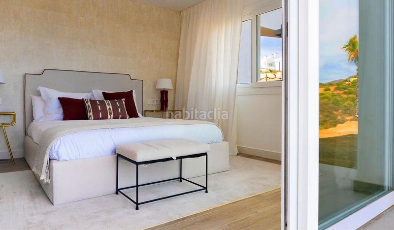 Foto b126107f-2d83-4261-bc14-110506c206e4. Apartament amb aparcament a Estepona golf Estepona